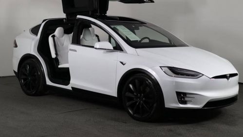 2018 Tesla Model X 5YJXCDE24JF089369