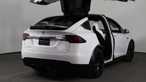 2018 Tesla Model X 5YJXCDE24JF089369