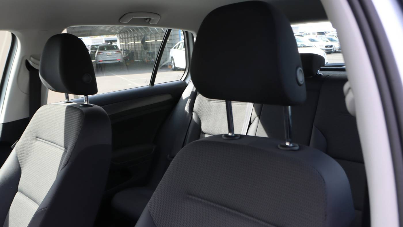 2019 Volkswagen e-Golf WVWKR7AU1KW909535