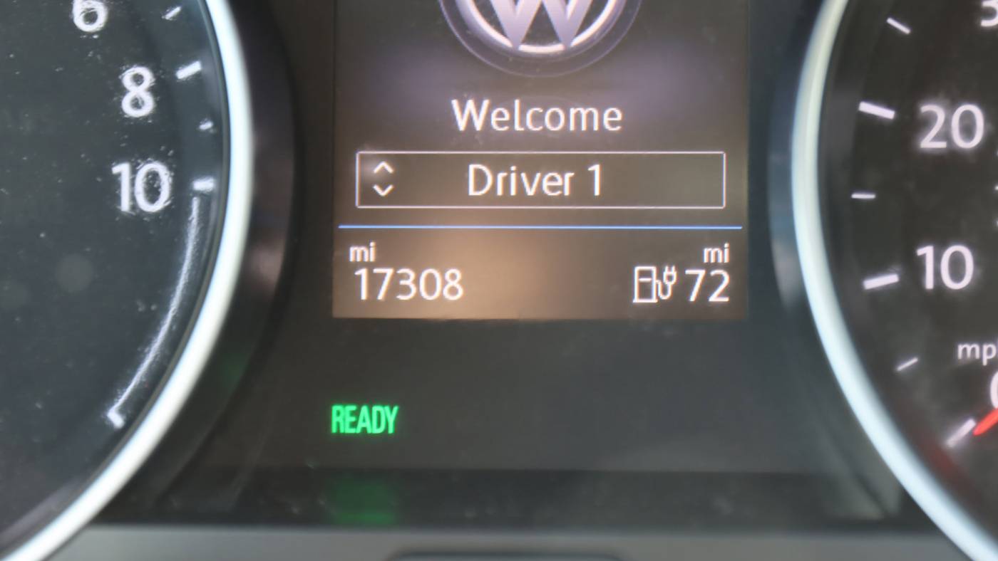 2019 Volkswagen e-Golf WVWKR7AU1KW909535
