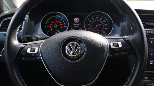 2019 Volkswagen e-Golf WVWKR7AU1KW909535