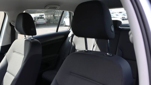 2019 Volkswagen e-Golf WVWKR7AU1KW909535