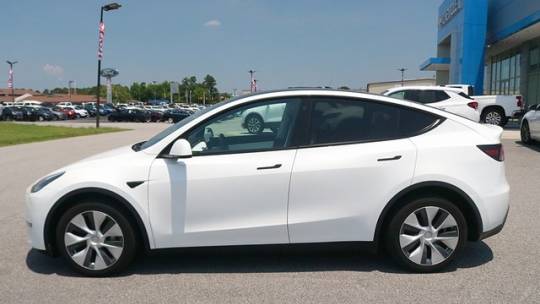 2021 Tesla Model Y 5YJYGDEE0MF288314