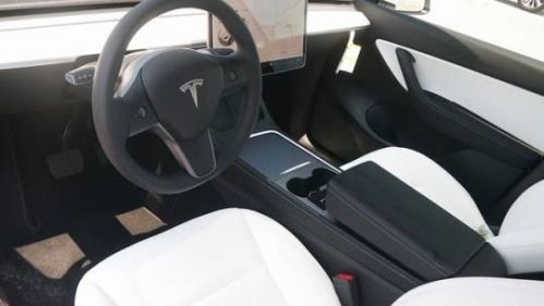 2021 Tesla Model Y 5YJYGDEE0MF288314