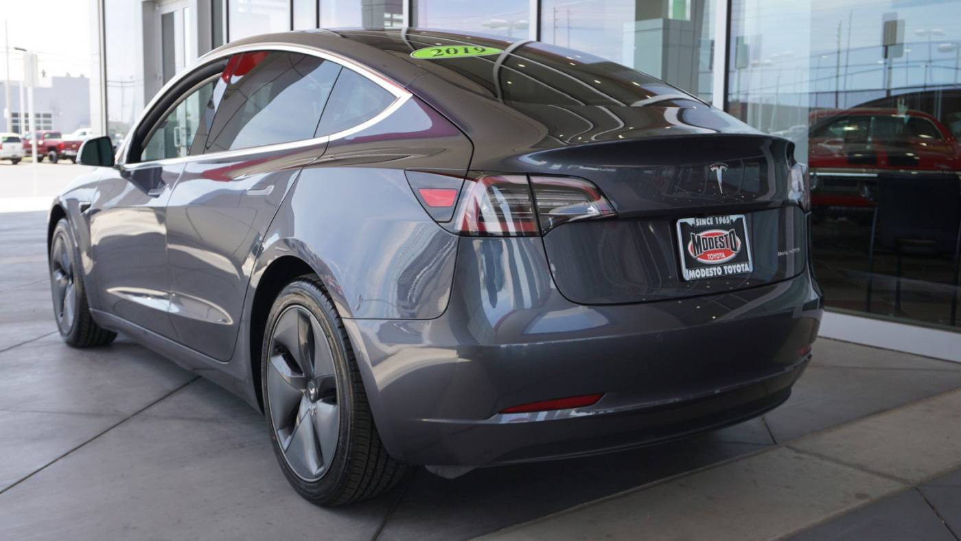 2019 Tesla Model 3 5YJ3E1EB1KF386527