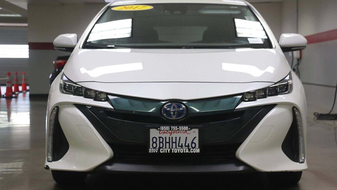 2017 Toyota Prius Prime JTDKARFP6H3056890