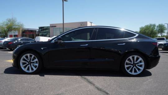 2018 Tesla Model 3 5YJ3E1EA9JF011930