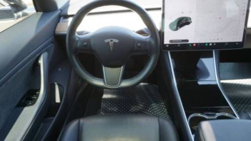 2018 Tesla Model 3 5YJ3E1EA9JF011930