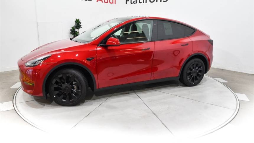 2021 Tesla Model Y 5YJYGDEE4MF243974