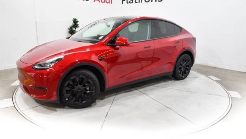 2021 Tesla Model Y 5YJYGDEE4MF243974