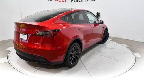 2021 Tesla Model Y 5YJYGDEE4MF243974