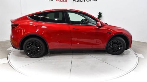 2021 Tesla Model Y 5YJYGDEE4MF243974