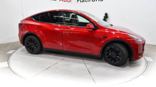 2021 Tesla Model Y 5YJYGDEE4MF243974