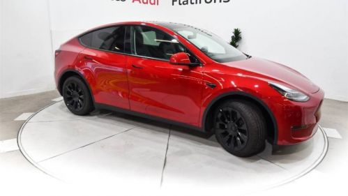 2021 Tesla Model Y 5YJYGDEE4MF243974