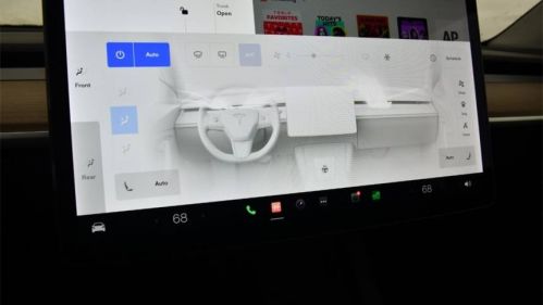 2021 Tesla Model Y 5YJYGDEE4MF243974