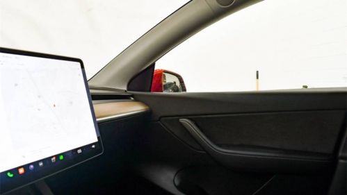 2021 Tesla Model Y 5YJYGDEE4MF243974