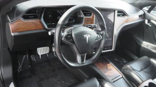 2019 Tesla Model S 5YJSA1E46KF330771