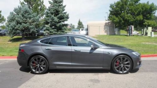 2019 Tesla Model S 5YJSA1E46KF330771