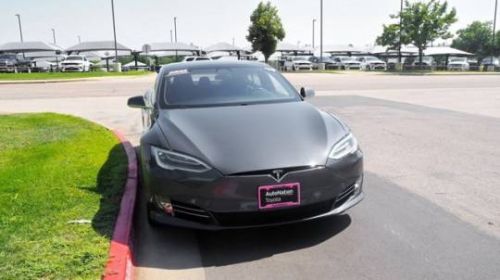 2019 Tesla Model S 5YJSA1E46KF330771