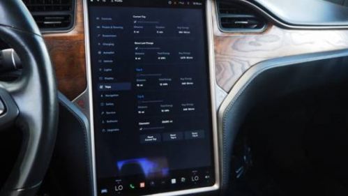 2019 Tesla Model S 5YJSA1E46KF330771