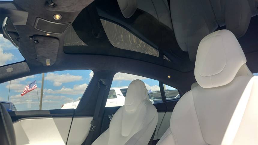 2019 Tesla Model S 5YJSA1E20KF309896