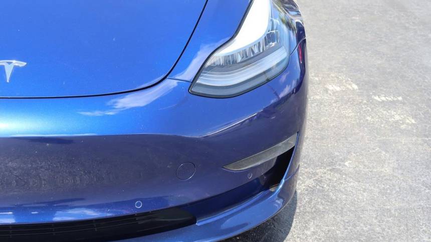 2018 Tesla Model 3 5YJ3E1EA1JF155827