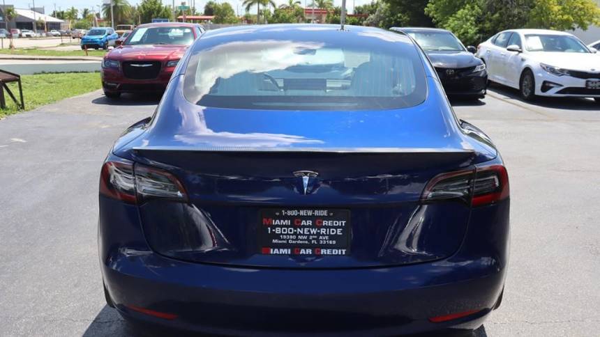 2018 Tesla Model 3 5YJ3E1EA1JF155827