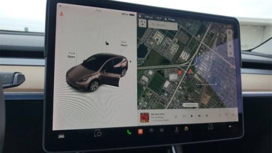 2020 Tesla Model Y 5YJYGDEE2LF043724