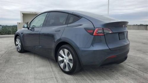 2020 Tesla Model Y 5YJYGDEE2LF043724