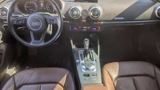 2017 Audi A3 Sportback e-tron WAUTPBFF2HA043225