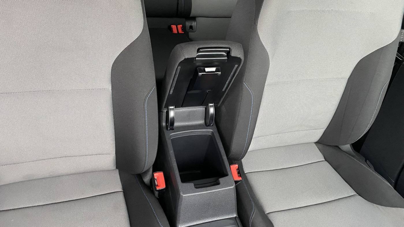 2016 Volkswagen e-Golf WVWKP7AU6GW916557
