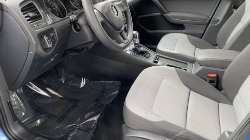 2016 Volkswagen e-Golf WVWKP7AU6GW916557
