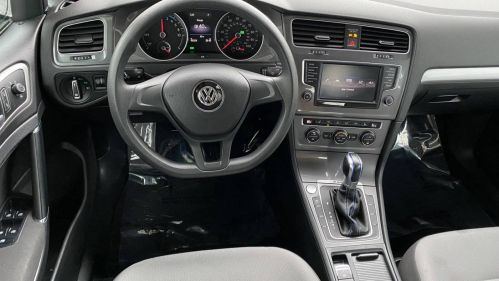 2016 Volkswagen e-Golf WVWKP7AU6GW916557