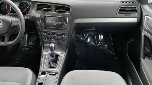 2016 Volkswagen e-Golf WVWKP7AU6GW916557