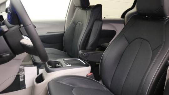 2020 Chrysler Pacifica 2C4RC1N7XLR235090