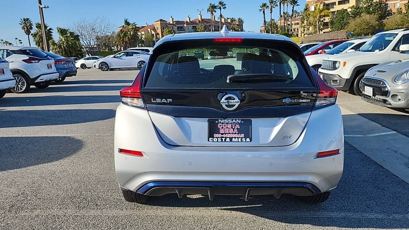 2021 Nissan LEAF 1N4AZ1CV3MC550827