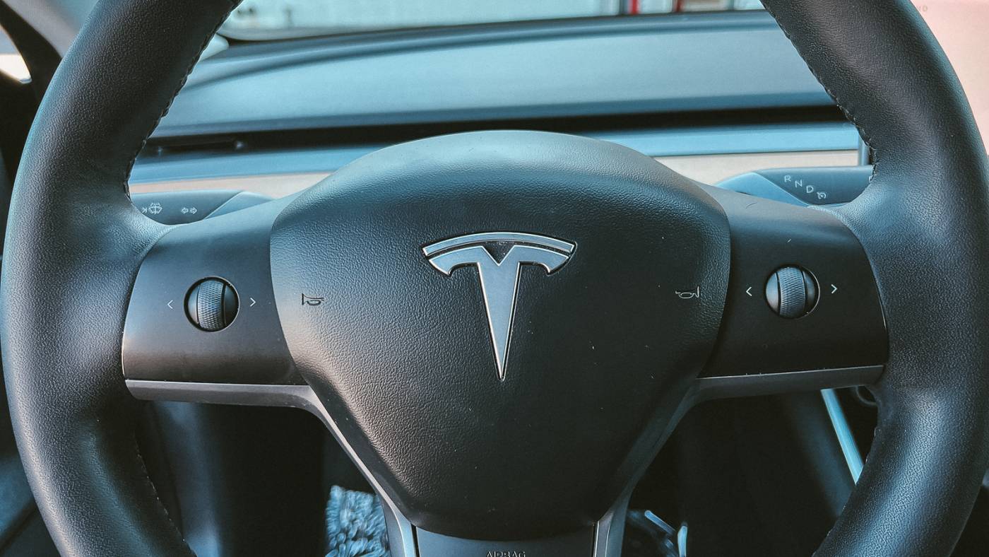 2020 Tesla Model 3 5YJ3E1EAXLF657951