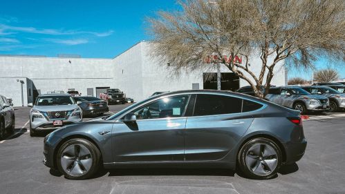 2020 Tesla Model 3 5YJ3E1EAXLF657951