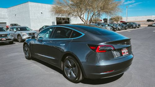 2020 Tesla Model 3 5YJ3E1EAXLF657951