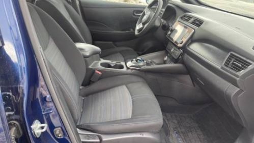 2021 Nissan LEAF 1N4AZ1CV9MC551058