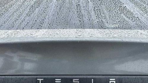 2017 Tesla Model S 5YJSA1E2XHF230406