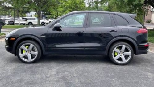 2016 Porsche Cayenne WP1AE2A20GLA64418