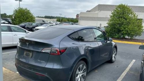 2020 Tesla Model Y 5YJYGDEE8LF011960