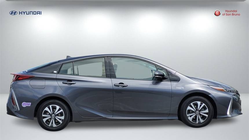 2018 Toyota Prius Prime JTDKARFP0J3082018