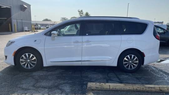 2020 Chrysler Pacifica 2C4RC1N76LR270550