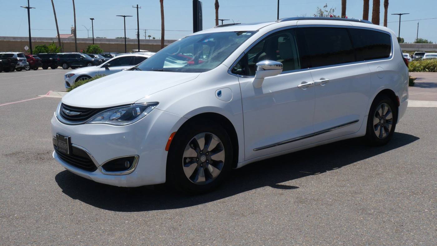 2018 Chrysler Pacifica 2C4RC1N70JR289737