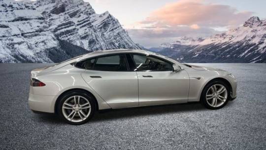 2014 Tesla Model S 5YJSA1H1XEFP63337