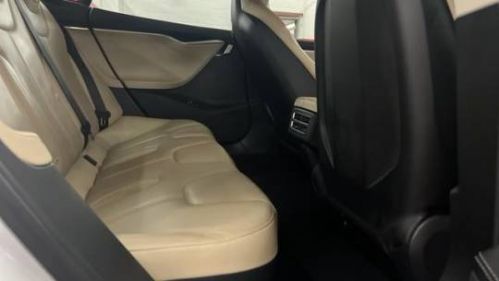 2014 Tesla Model S 5YJSA1H1XEFP63337