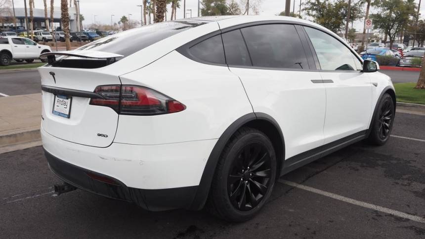 2016 Tesla Model X 5YJXCBE28GF006328