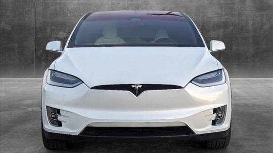 2019 Tesla Model X 5YJXCDE28KF152233